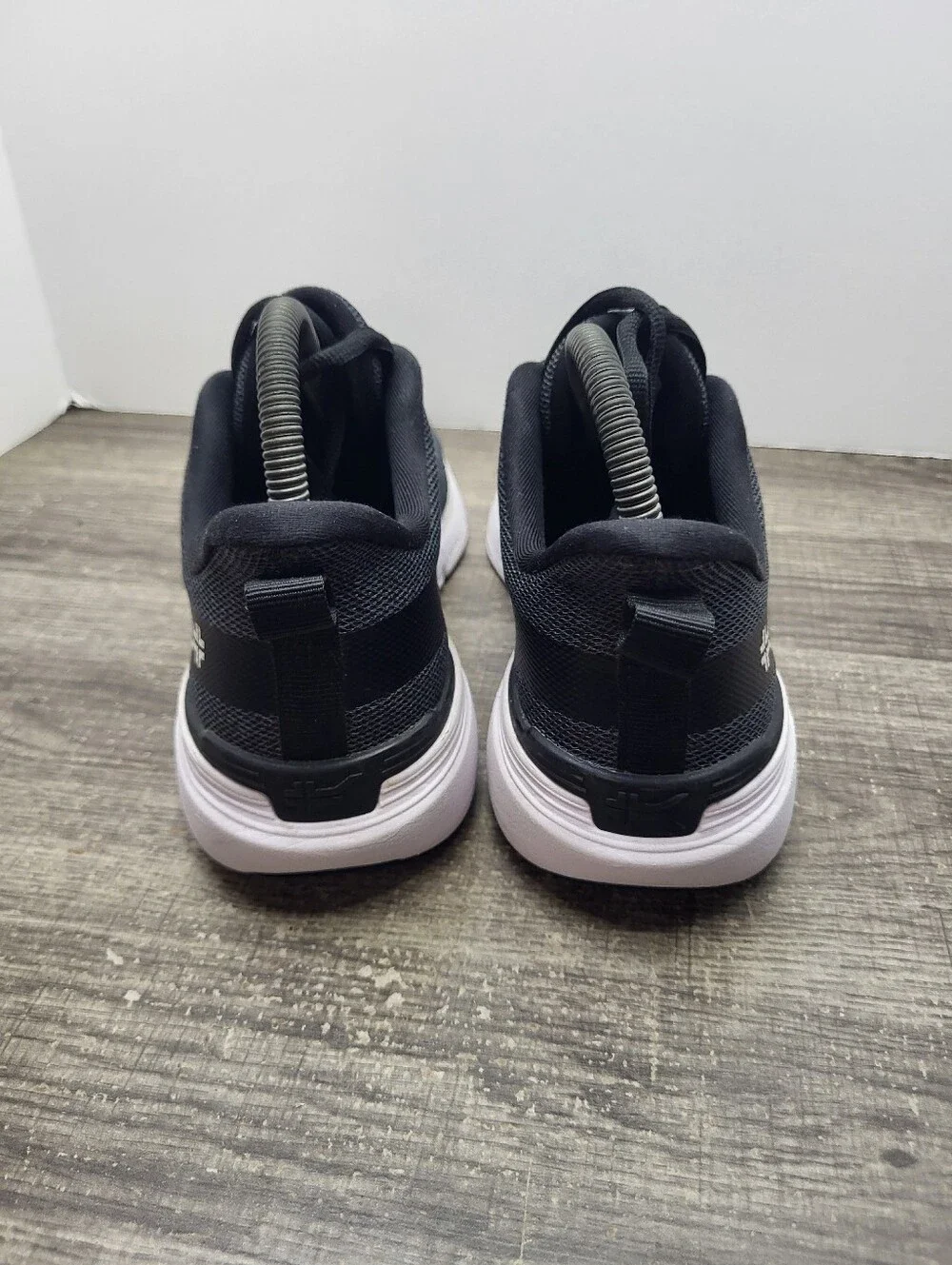 Kuru Flex Via Shoes Running Black White Lace Up Sneakers Women's Size 7.5